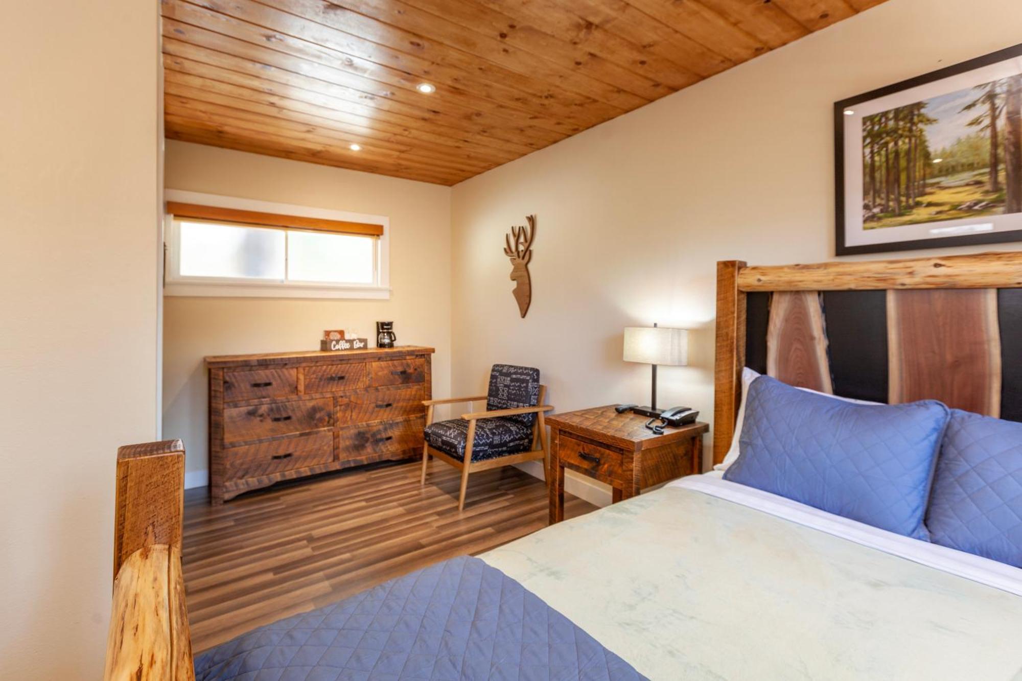 Hotel Tahquitz Pines Retreat