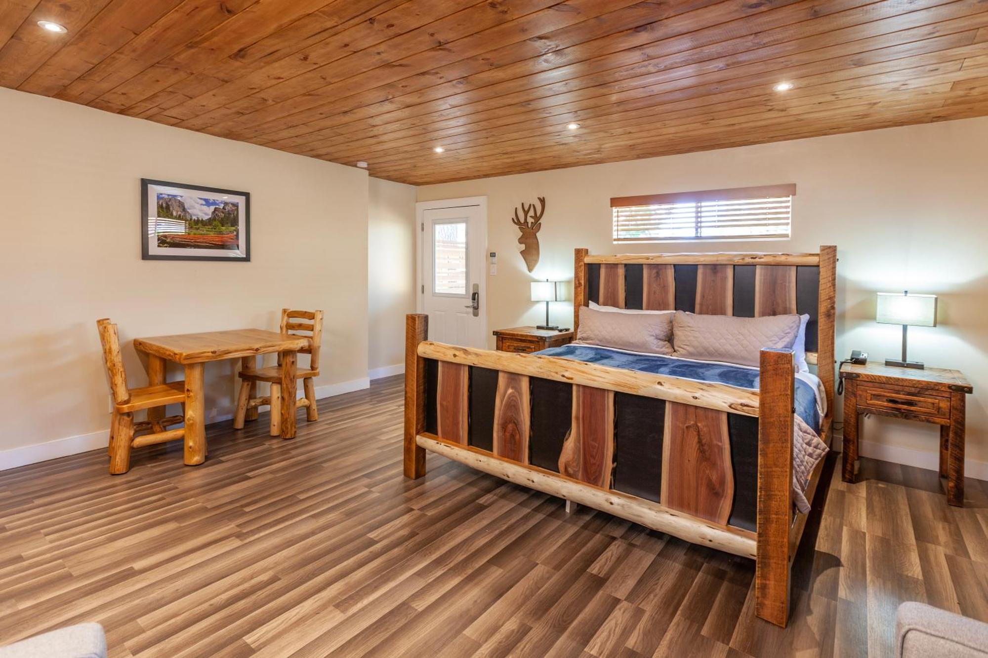 Hotel Tahquitz Pines Retreat