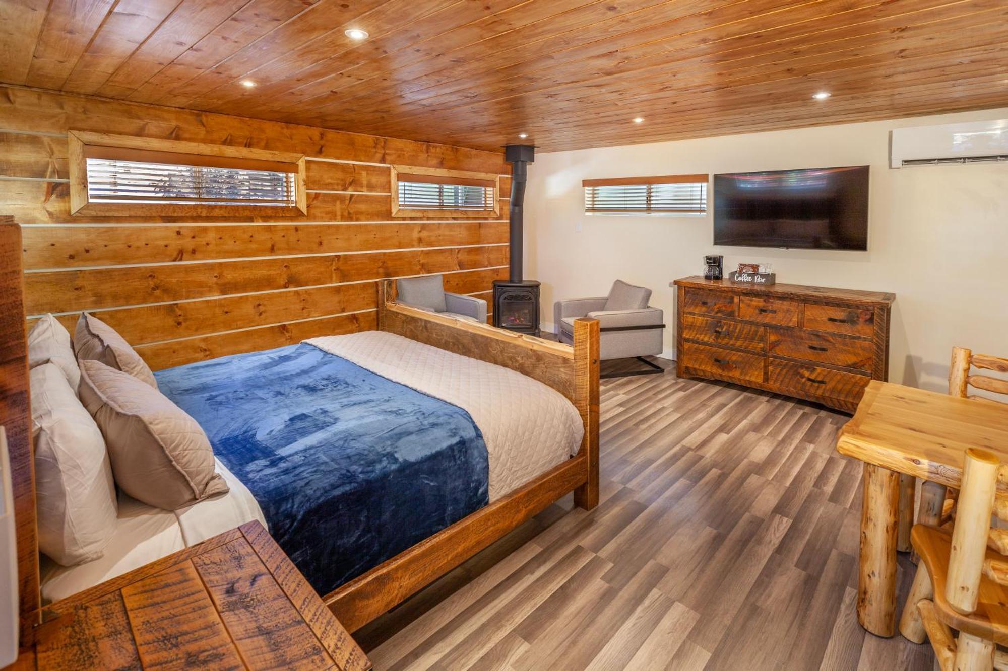 Tahquitz Pines Retreat Hotel 3*