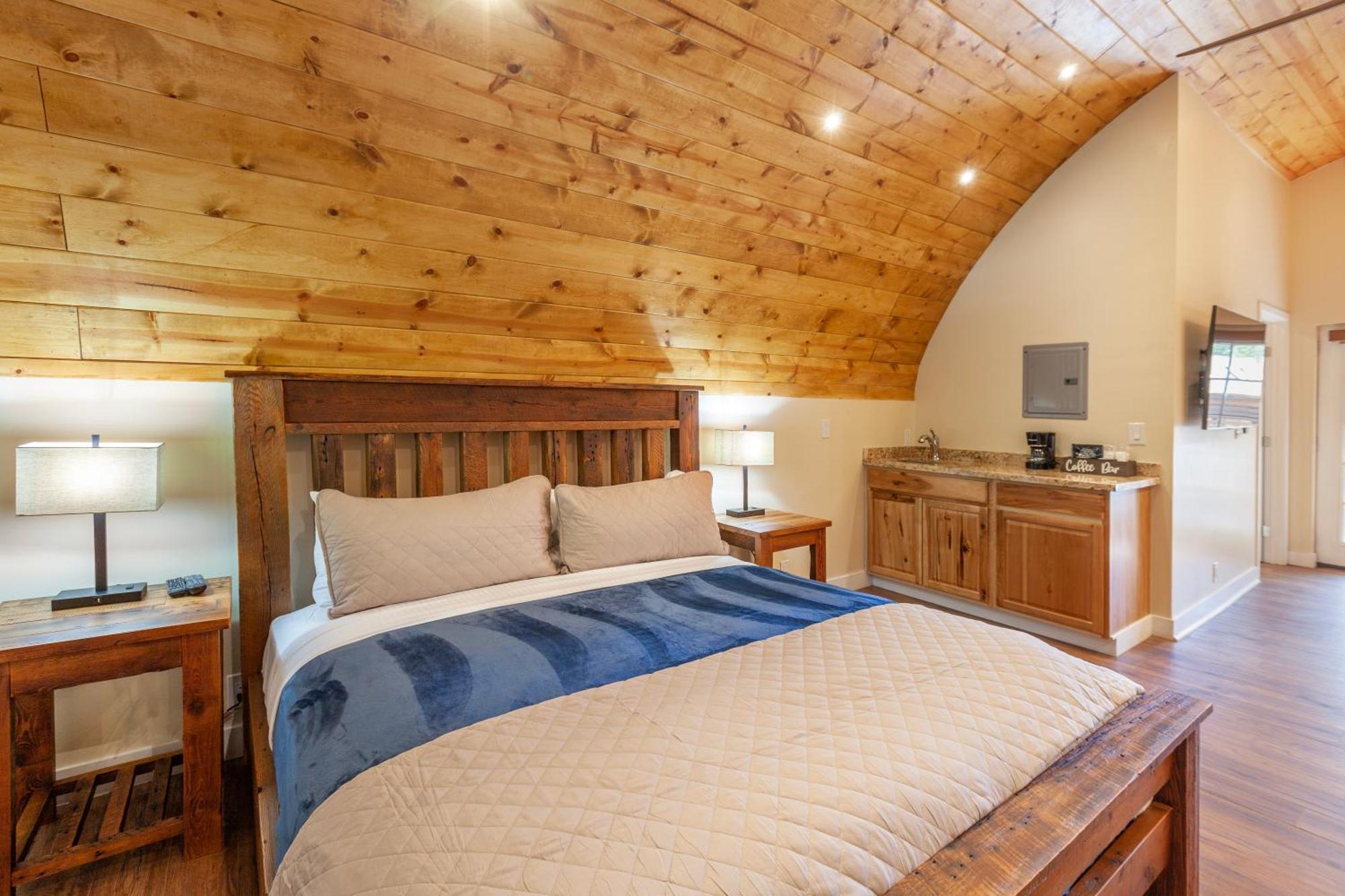 Tahquitz Pines Retreat